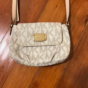 Michael Kors Monogrammed Crossbody - LIKE NEW